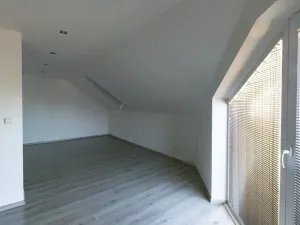Dražba bytu 2+1, Břeclav, Kpt. Jaroše, 72 m2