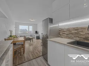 Prodej bytu 2+kk, Praha - Horní Měcholupy, Ravennská, 44 m2