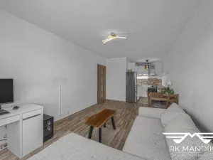 Prodej bytu 2+kk, Praha - Horní Měcholupy, Ravennská, 44 m2