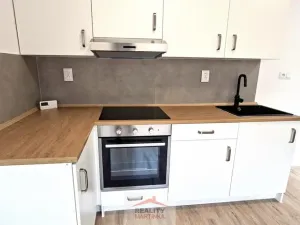 Pronájem bytu 2+kk, Valašské Meziříčí, 28. října, 47 m2