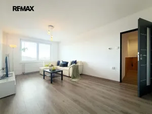 Prodej bytu 4+1, Deštná, U hřiště, 86 m2