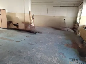 Pronájem výrobních prostor, Slaný, Netovická, 150 m2