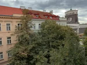 Pronájem kanceláře, Praha - Vinohrady, Lucemburská, 85 m2