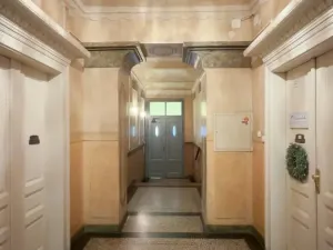 Pronájem kanceláře, Praha - Vinohrady, Lucemburská, 85 m2