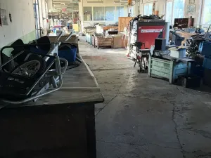 Pronájem výrobních prostor, Divišov, 400 m2