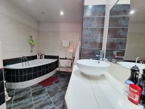 Prodej rodinného domu, Radostice, Pod Sirotkem, 235 m2