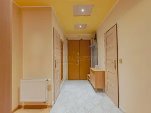 Prodej bytu 3+1, Praha - Bubeneč, U studánky, 82 m2