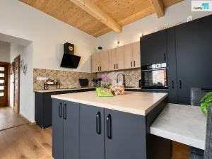 Prodej chaty, Vinary, 114 m2