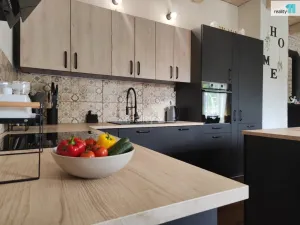 Prodej chaty, Vinary, 114 m2