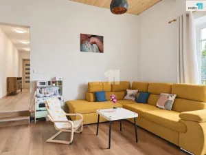 Prodej chaty, Vinary, 114 m2
