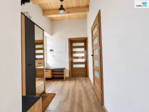 Prodej chaty, Vinary, 114 m2
