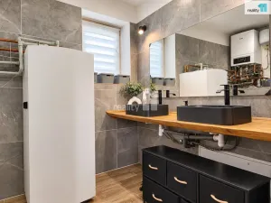 Prodej chaty, Vinary, 114 m2