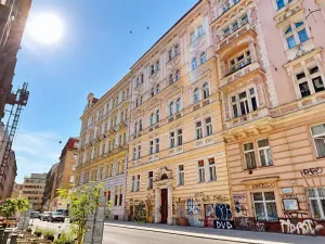 Prodej bytu 3+1, Praha - Holešovice, Janovského, 95 m2