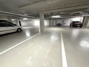 Pronájem garáže, Brno, třída Generála Píky, 12 m2