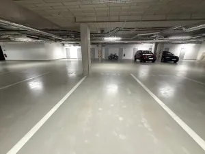 Pronájem garáže, Brno, třída Generála Píky, 12 m2