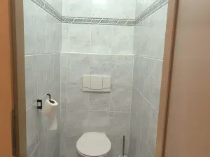 Prodej bytu 2+kk, Praha - Troja, Hnězdenská, 46 m2