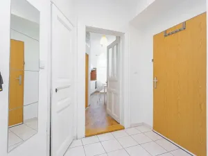 Prodej bytu 2+kk, Praha - Holešovice, Argentinská, 37 m2
