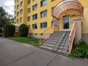 Pronájem bytu 2+kk, Praha - Řepy, Nevanova, 42 m2