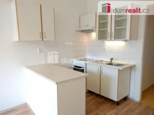 Pronájem bytu 2+kk, Praha - Smíchov, Moulíkova, 42 m2