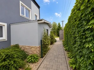Prodej bytu 6+kk a větší, Sulice, Hlavní, 163 m2