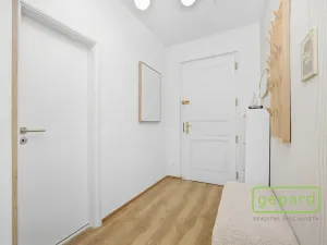 Prodej bytu 1+kk, Praha, Čestmírova, 40 m2