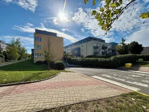 Pronájem bytu 2+kk, Praha - Hostavice, U Hostavického potoka, 50 m2
