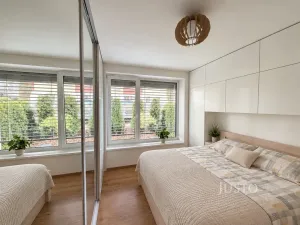 Pronájem bytu 2+kk, Liberec - Liberec XXIII-Doubí, Hůlkova, 47 m2