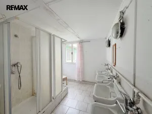 Pronájem skladu, Chlum u Třeboně, 480 m2