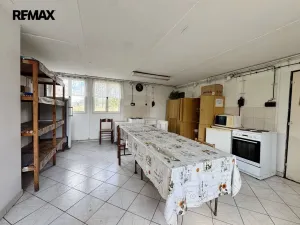 Pronájem skladu, Chlum u Třeboně, 480 m2