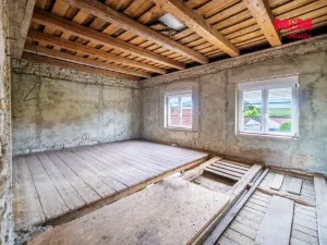 Prodej rodinného domu, Žatec - Milčeves, 300 m2