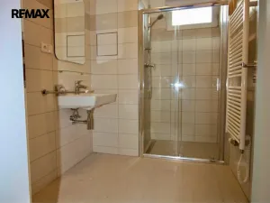 Pronájem bytu 2+kk, Liberec, Kladenská, 67 m2