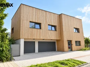 Pronájem kanceláře, Hradec Králové - Pražské Předměstí, Veverkova, 110 m2