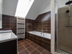 Prodej bytu 5+kk, Holubice, Za Dvorem, 117 m2