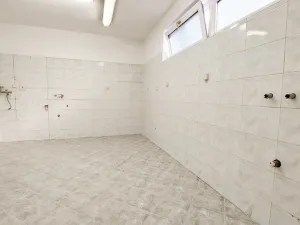 Pronájem skladu, Valašské Meziříčí, Šafaříkova, 143 m2