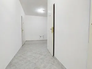 Pronájem skladu, Valašské Meziříčí, Šafaříkova, 143 m2