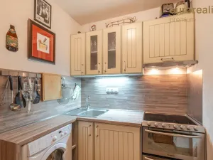 Prodej bytu 1+kk, Mariánské Lázně, Žižkova, 25 m2