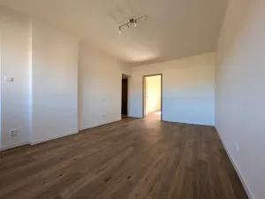 Pronájem bytu 3+1, Jarpice, 85 m2