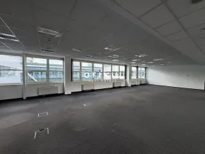 Pronájem kanceláře, Praha - Smíchov, Karla Engliše, 1500 m2