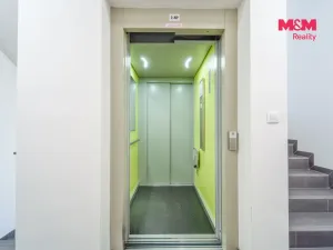 Pronájem bytu 3+kk, Plzeň - Jižní Předměstí, Poděbradova, 79 m2