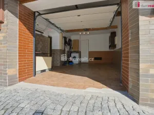 Prodej rodinného domu, Boží Dar, 180 m2