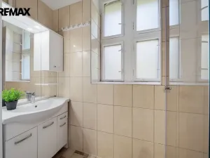 Prodej ubytování, Karlovy Vary, Raisova, 80 m2