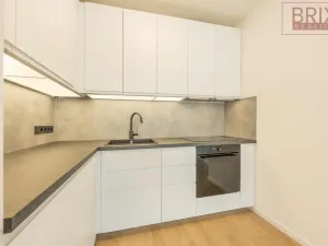 Prodej bytu 2+kk, Praha, Jaroslava Foglara, 42 m2