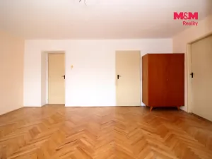 Prodej bytu 2+1, Hradec Králové, Ladova, 60 m2