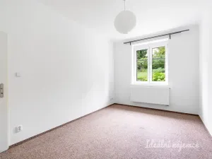 Pronájem bytu 3+1, Praha - Střešovice, Na Petynce, 71 m2