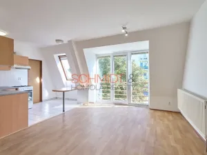 Prodej bytu 2+kk, Hustopeče, Husova, 55 m2