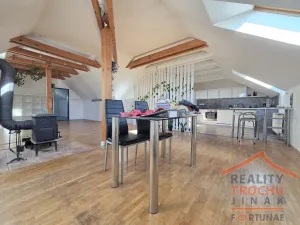 Prodej rodinného domu, Třebechovice pod Orebem - Krňovice, 230 m2