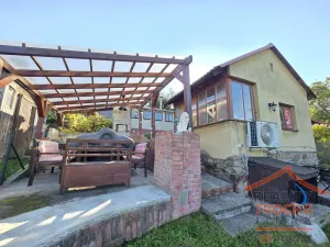 Prodej chaty, Chvaletice, 450 m2