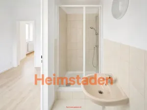 Pronájem bytu 2+1, Ostrava - Poruba, Francouzská, 52 m2