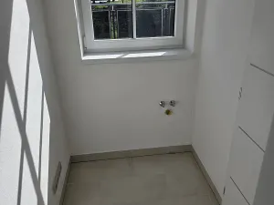 Pronájem výrobních prostor, Náměšť nad Oslavou, Masarykovo nám., 380 m2
