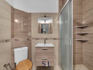 Prodej rodinného domu, Doksy, náměstí Republiky, 470 m2